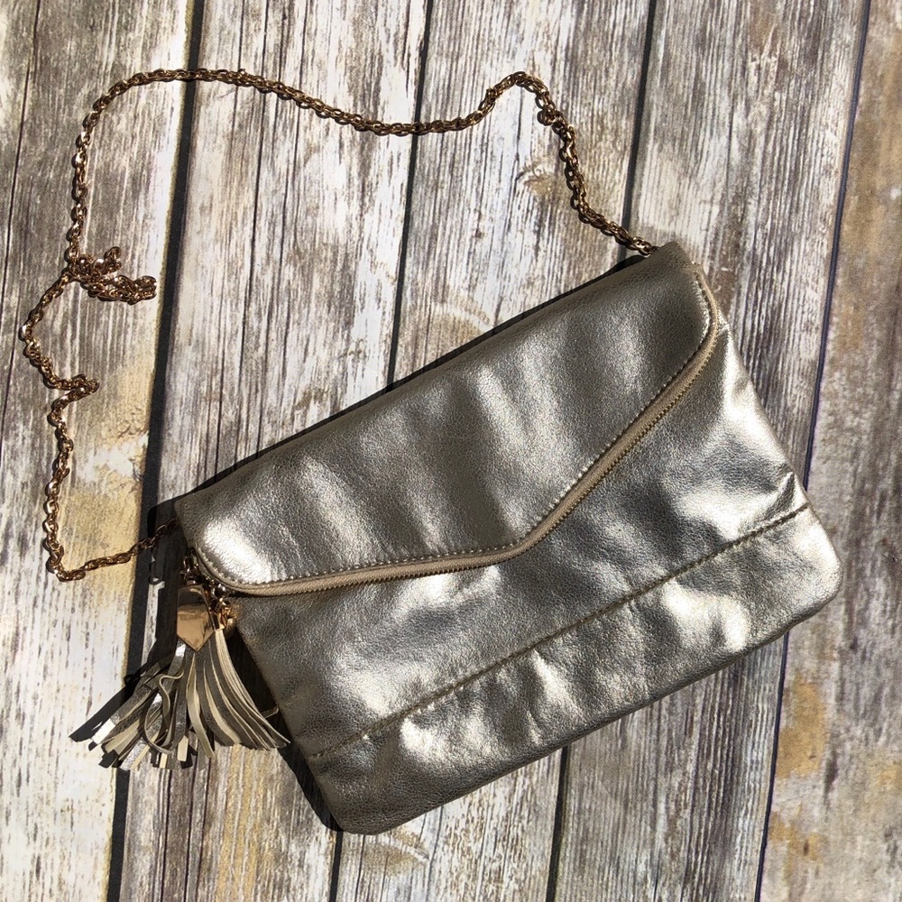 Urban Expressions Cross Body purse
